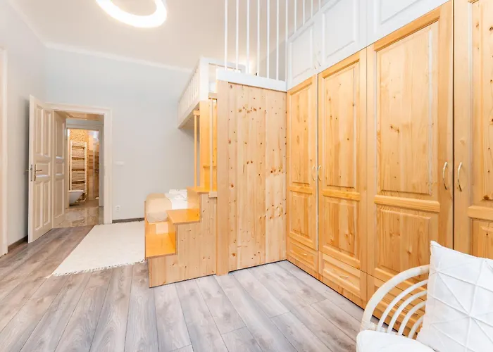 Rentero Friendly Near Wenceslas Square *