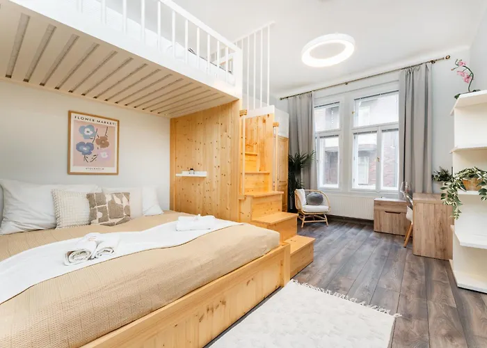 Rentero Friendly Near Wenceslas Square